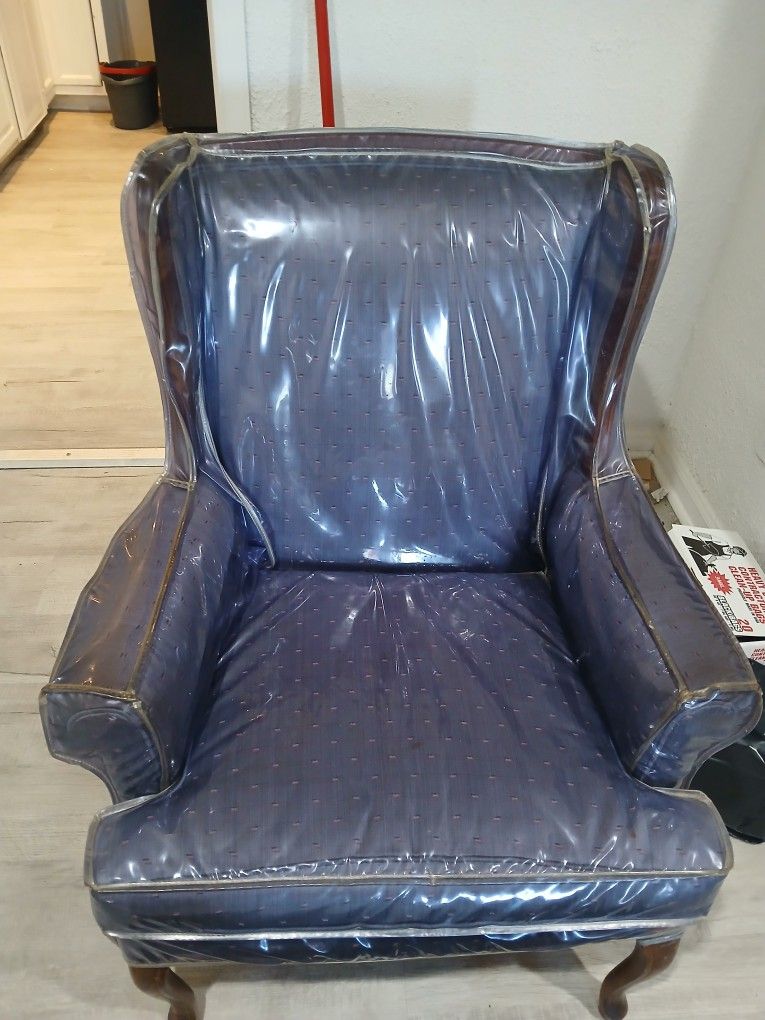 Bedroom Chair Set W Ottoman
