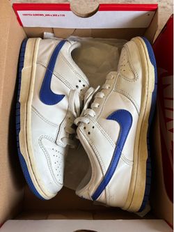 Size 5.5 boy dunks