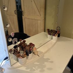 Impressions vanity mirror