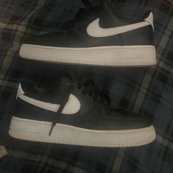 Air Forces 1s Size 9.5