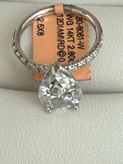 14k white gold 3 Carat pear diamond ring