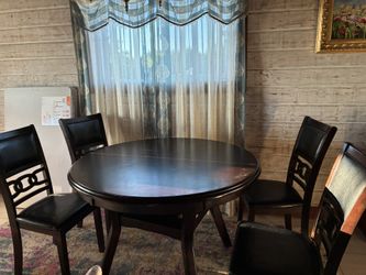 Dining Table And 4 Chairs