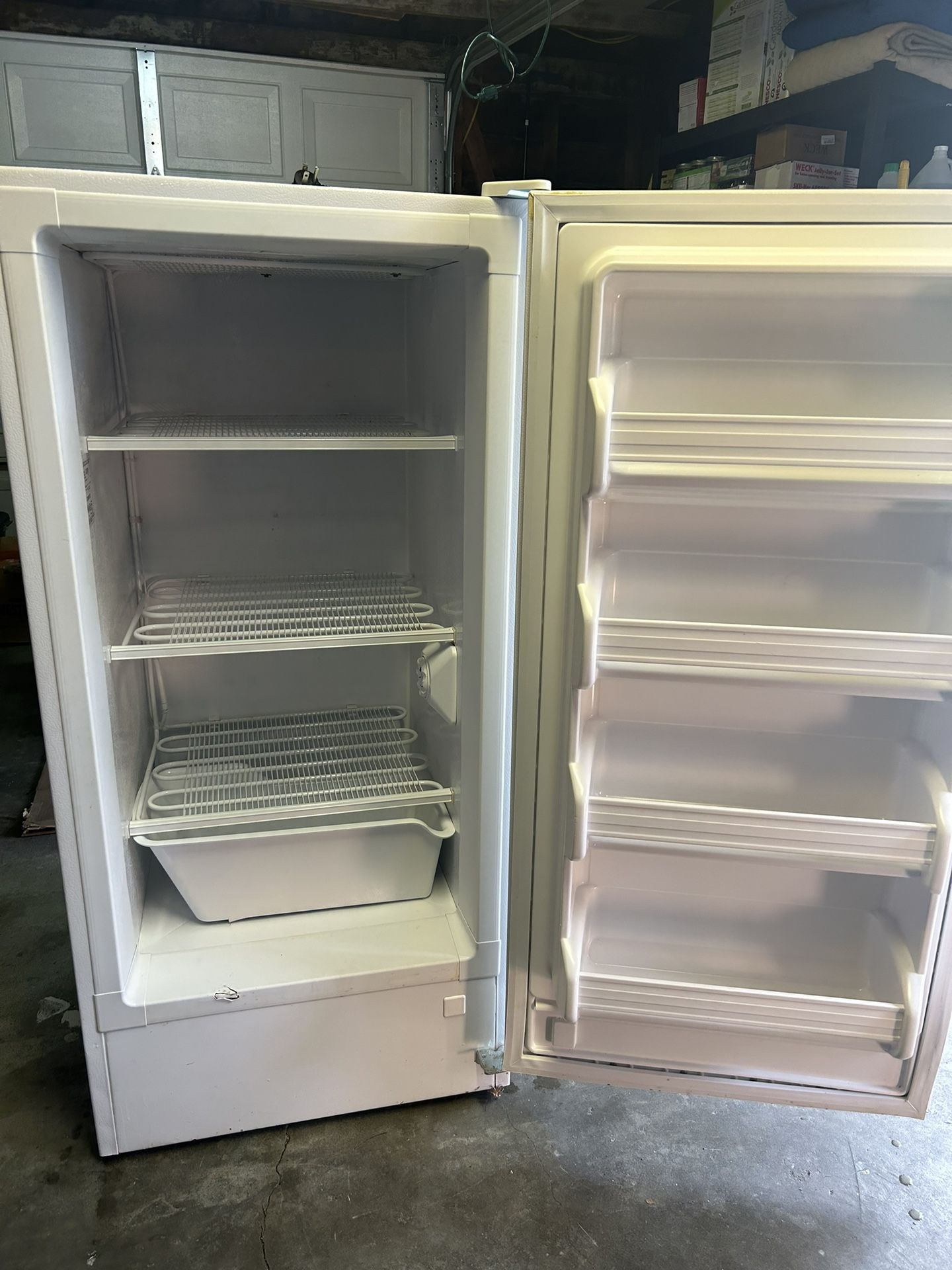 Small Upright FreezerFrigidaire for Sale in Edgewood, WA OfferUp