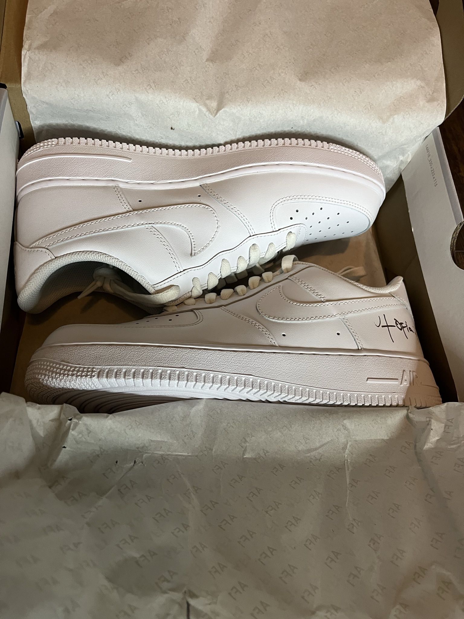 Nike Air Force 1 Low \'07 White (Travis Scott Cactus Jack Utopia Edition)