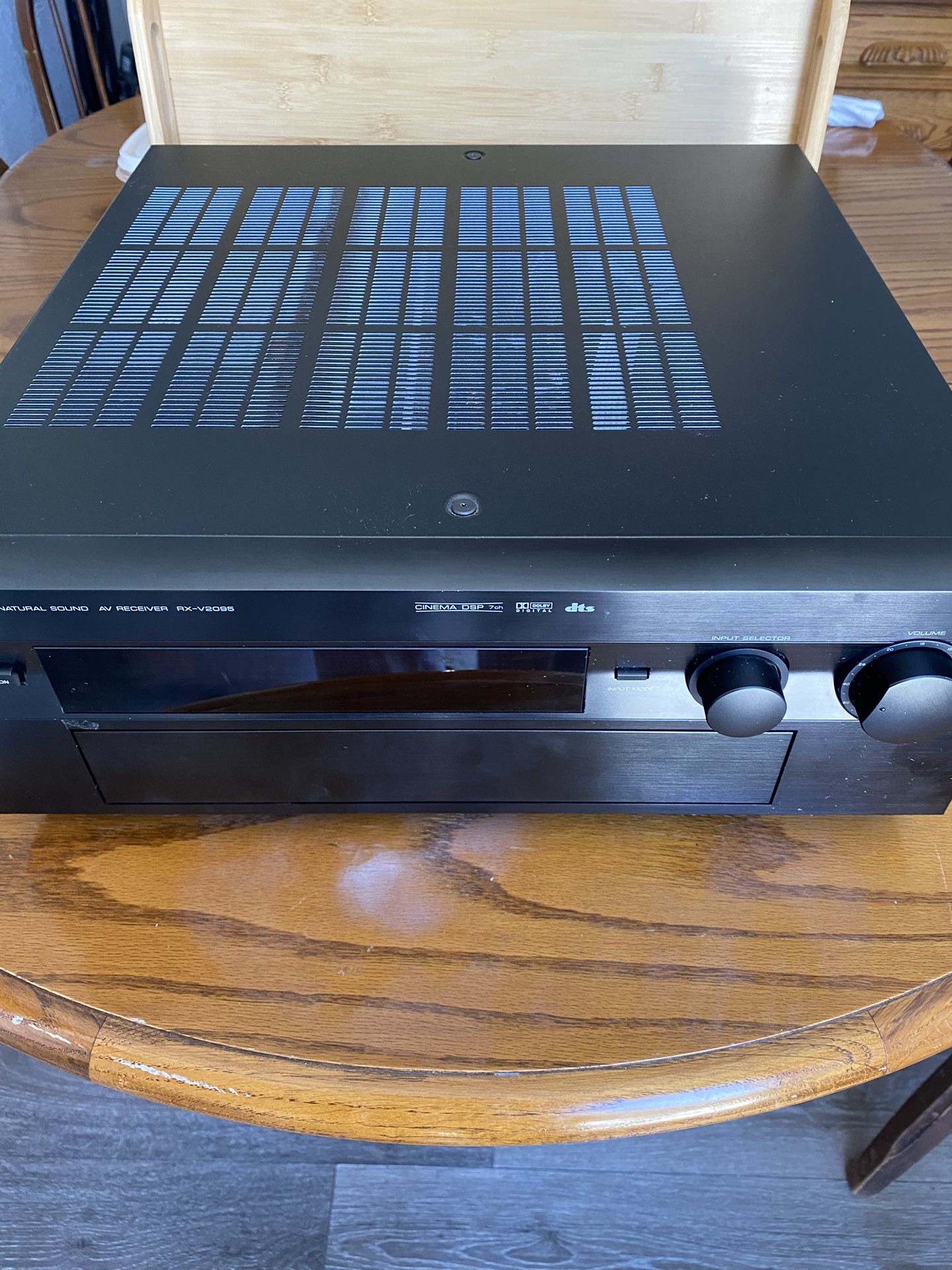 YAMAHA RX V2095 7 Channel Receiver Black