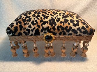 Janet Plitt Bench Decor