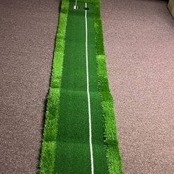 Indoor Putting green