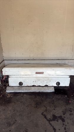 Toolbox for truck weather guard
