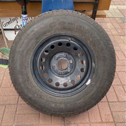 Tire Con Rim265 /70R17 $70.00Solo Una 