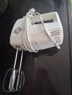 Hand mixer