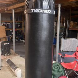 TKO 75lb Punching Bag 
