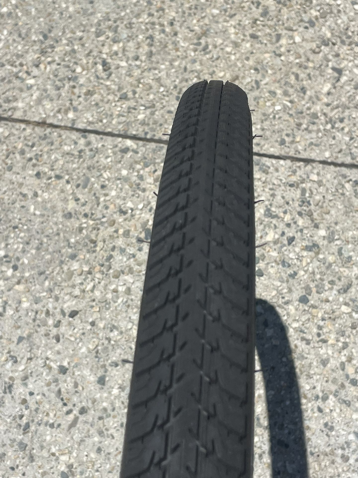 Pair New Kenda Kourier Bike Tires 700x38c