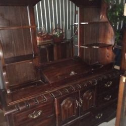Two Piece Dresser With Mirror 
