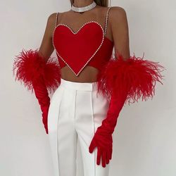 Red top with gloves