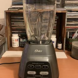 Oster Duralast Master Blender - Gifted Never Used