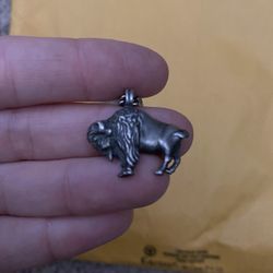 Buffalo necklace (x2)