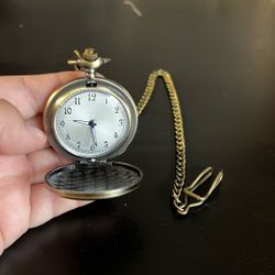 Antique Finished Pocket Watch With Chain