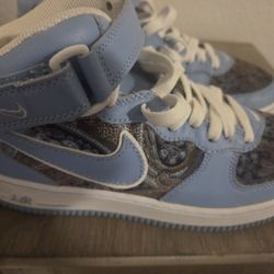 Vintage Nike Air Force 1 High Size 7 Woman