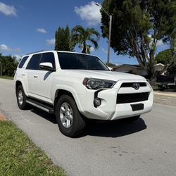 2018 Toyota 4Runner SR5 Premium 3rd Road Seat