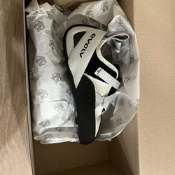 Defy LV Women’s Climbing Shoes