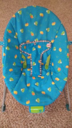 Brite Starts...Baby Bouncy Seat w/Music Lullaby