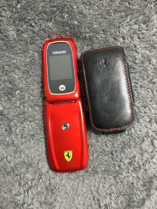 FERRARI RED CHIRP PHONE