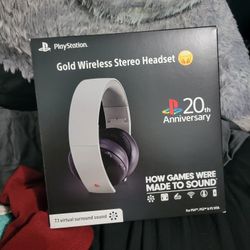 Sony PlayStation Gold Wireless Stereo Headset 20th Anniversary Edition 