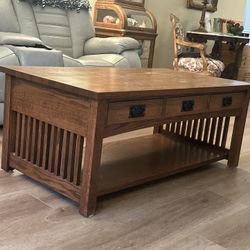 Solid Wood Oak Coffee Table