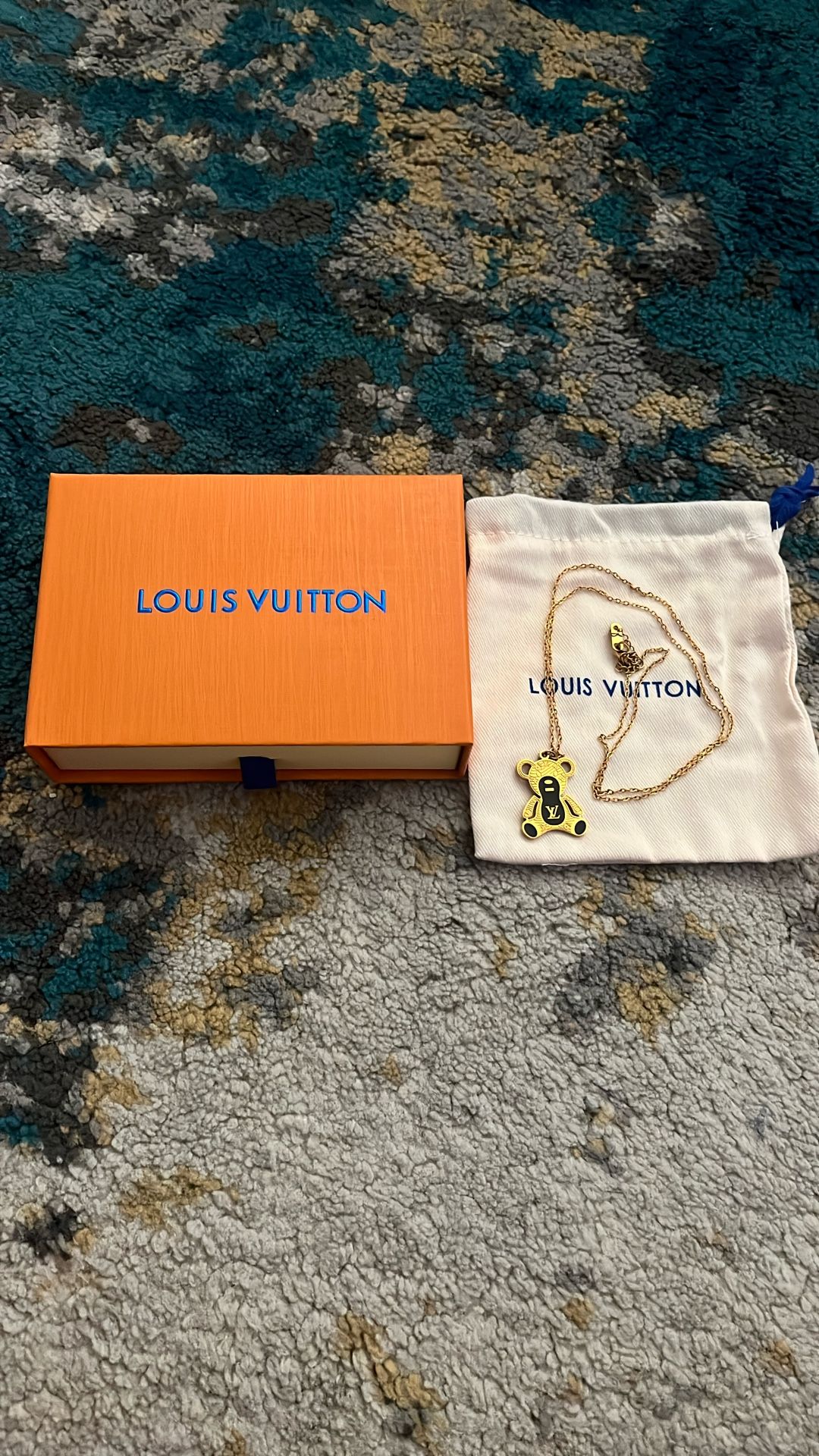 Lv Necklace 