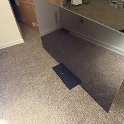 PS5 + Smart TV Bundle – MUST SELL TODAY – Fast Pickup 🔥