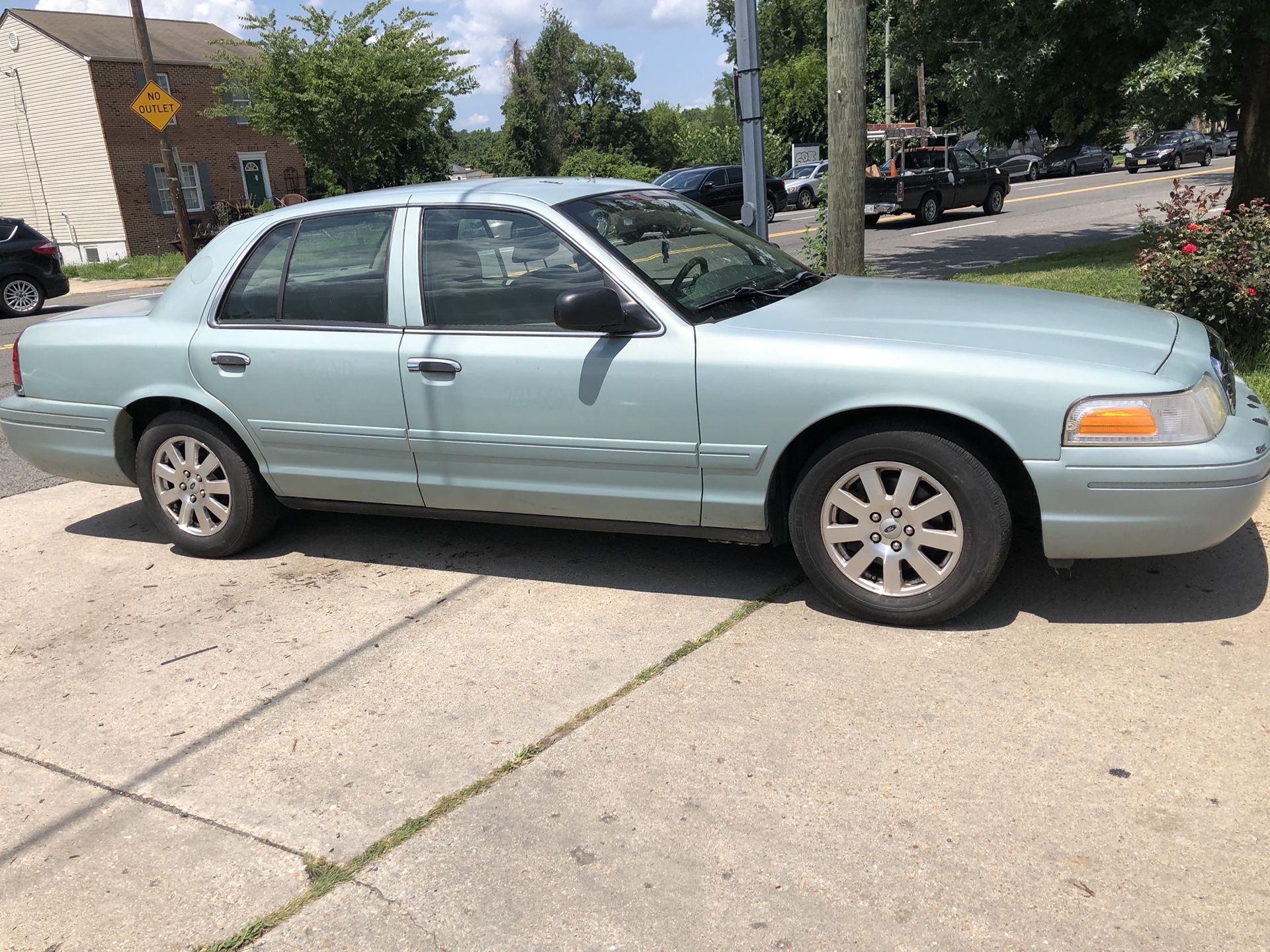 2008 Ford Crown Victoria