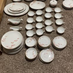 85 Piece Fukagawa Japanese China 