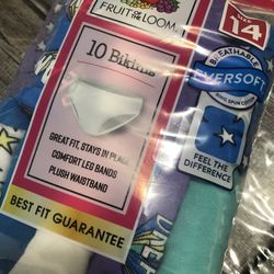 Girls Size 14 Underwear Set (10) Front Of The Loom