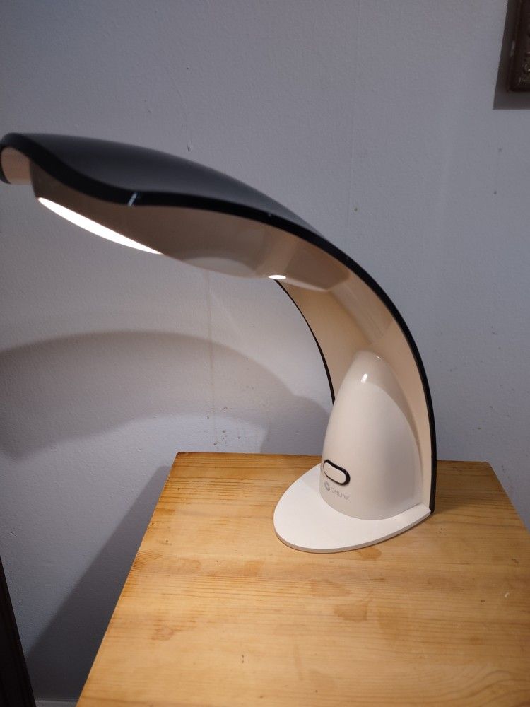 OttLite F48K28 Natural Daylight Desk Lamp, Black