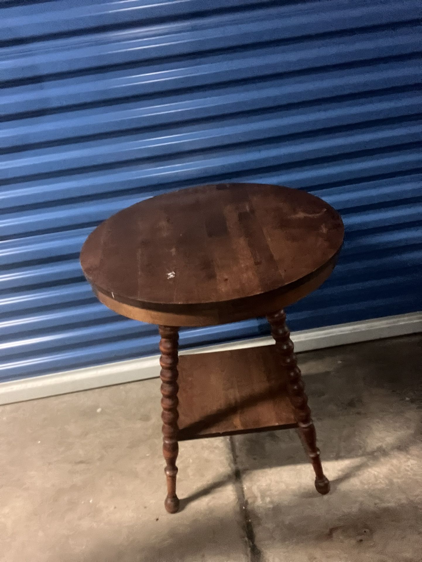 Round Table