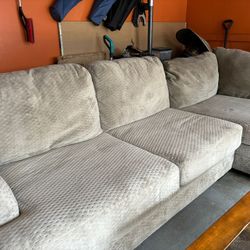 corner set with table 