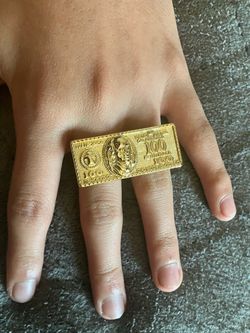 100 dollar ring size 8-9