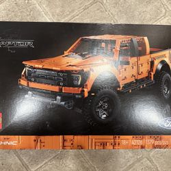 Lego Technic Ford Raptor 42126 Set Brand New Sealed