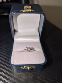 Promise ring, Size 8