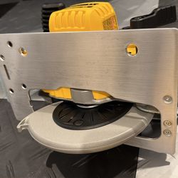 NEW DeWALT 20V MAX XR Brushless Circular Saw + Large Accessory Bundle