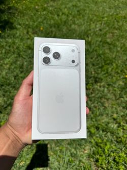 iPhone 17 Pro Max Unlocked