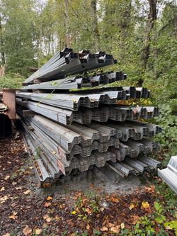 B Decking/ Pan decking 19ga galvanized 3’x42’