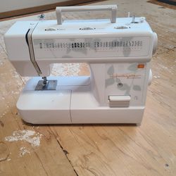 Husqvarna E20 Sewing Machine With Case