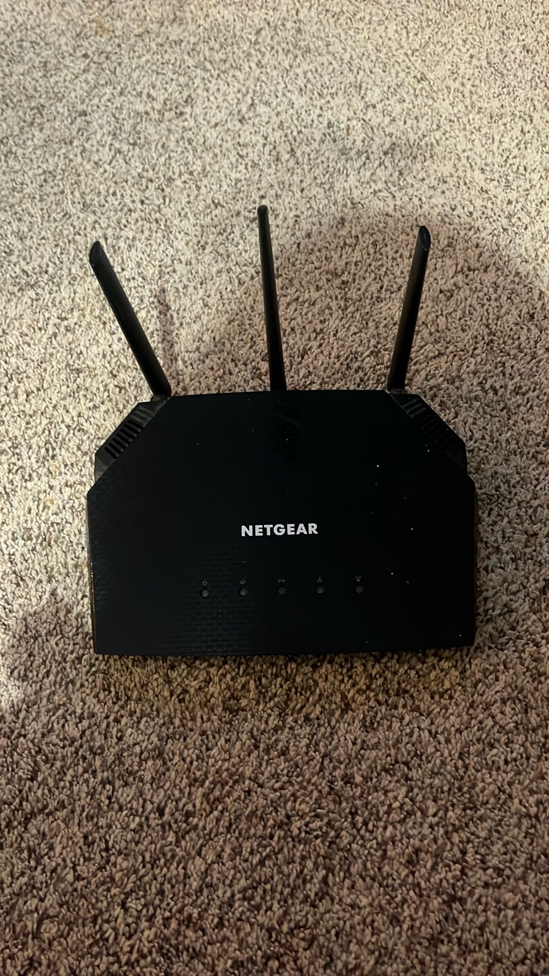 Netgear router Ax1800