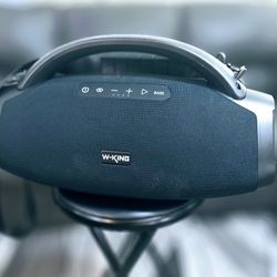 W-King X-20 Bluetooth Speaker