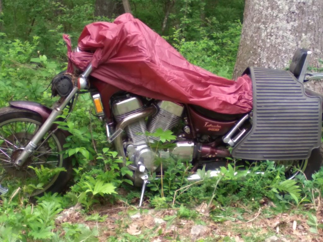 Photo Barn Find With Titlw And Keys Suzuki Intruder 95 Motorcycle Cruiser