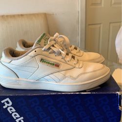 Reebok Classic Size 9 