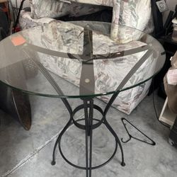  Round Glass Table (Tall / Bistro-Style)