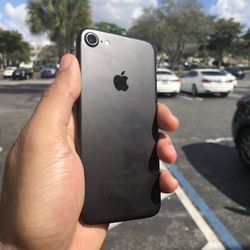 UNLOCKED IPHONE 7 / LOWEST PRICES 