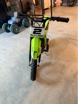SX125 Electric Kids Dirt Bike Green - Charges But Won’t Start - As Is